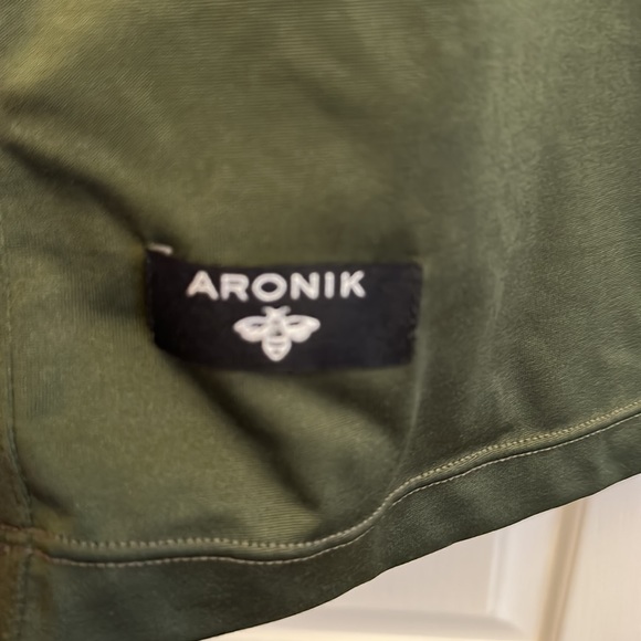 Aronik men’s tank XL - Picture 2 of 5